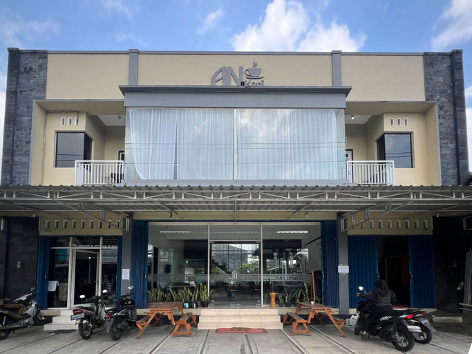 Exterior & Views 2, AN Homestay Syariah Mitra RedDoorz Wonosobo, Wonosobo