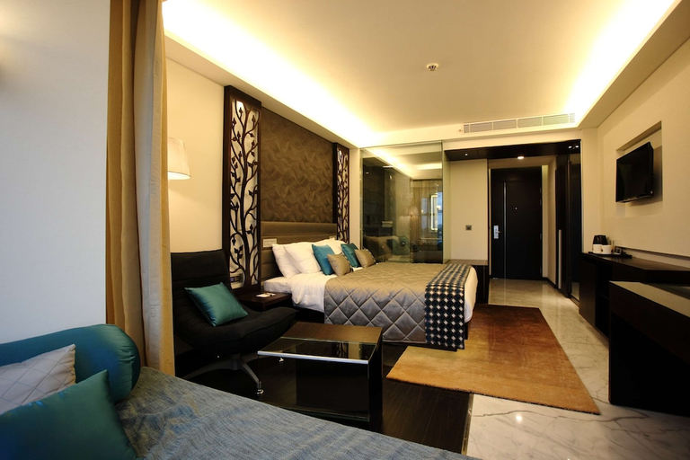 Bedroom 3, Country Inn Suites By Carlson Bengaluru Hebbal, Bangalore