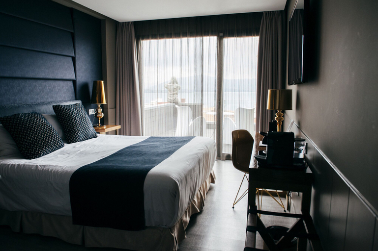 Bedroom 4, Hotel Art Santander, Cantabria