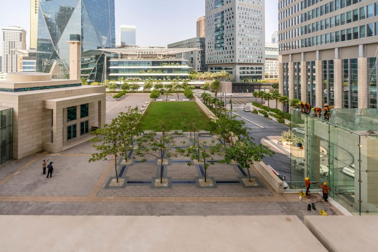 Room 3, Silkhaus Burj Daman Tower Difc Studio Pool Gym, Dubai