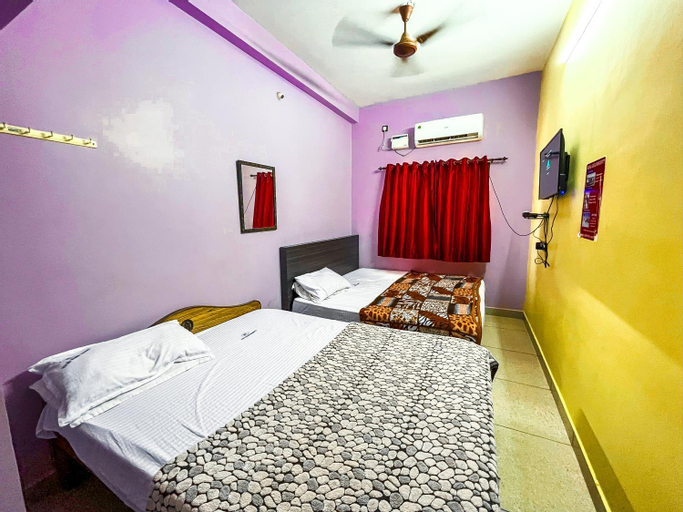Bedroom 2, Royal Castle Residency, Puducherry