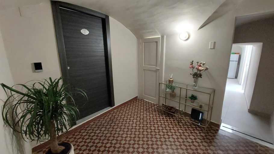Others 4, I 3 Principi, Garibaldi Suites, Catania