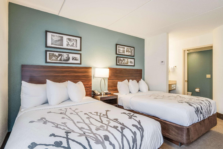 Bedroom 8