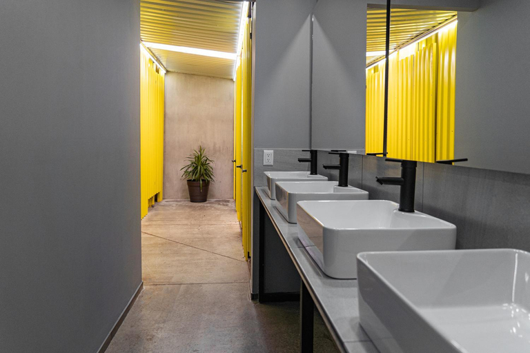 Bathroom 4, CHECK INN HOSTAL AEROPUERTO GDL - Hostel, El Salto