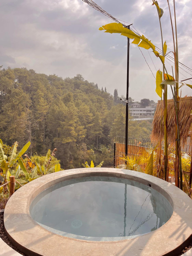 Swimming Pool 26