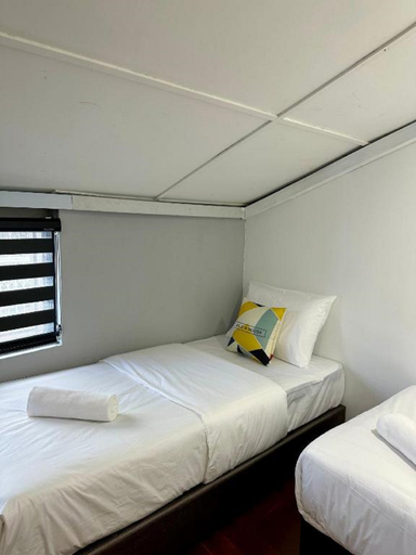 Bedroom 4, Swing & Pillows @ Beach Street, Pulau Penang