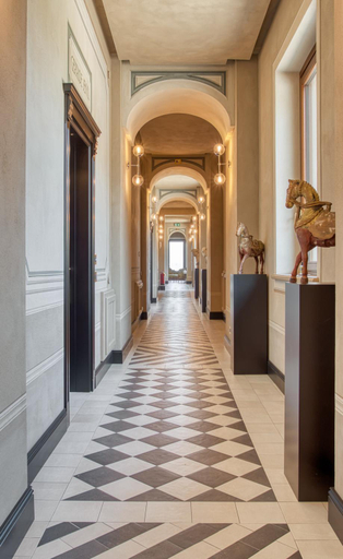 Others 4, Relais Le Due Matote, Cuneo