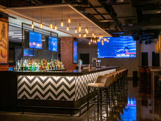 Food & Drinks 3, Pullman Dubai Creek City Centre, Dubai