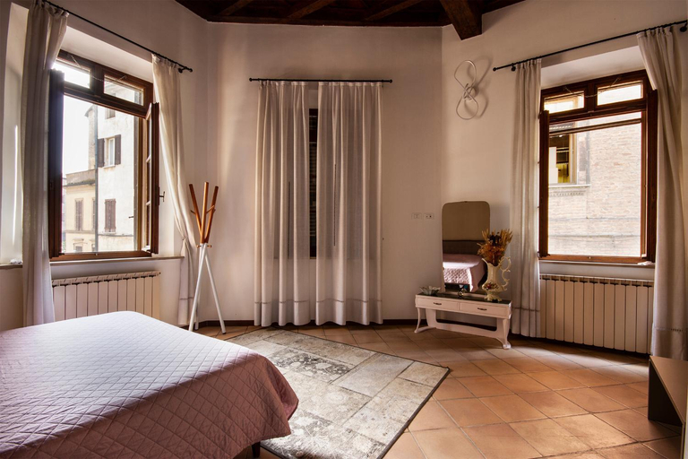 Bedroom 2, CasaLonghi, Mantua
