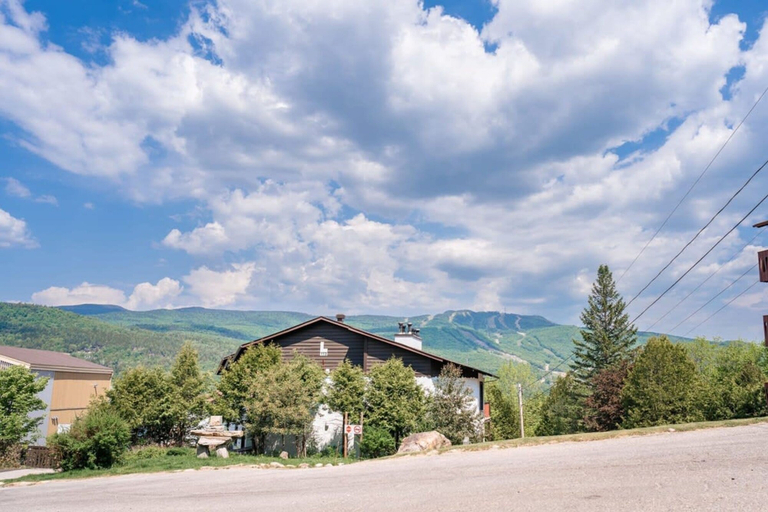 Room 4, Beautiful Condo 3-eleven at Tremblant Citq 295535, Les Laurentides