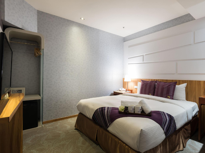 Bedroom 6