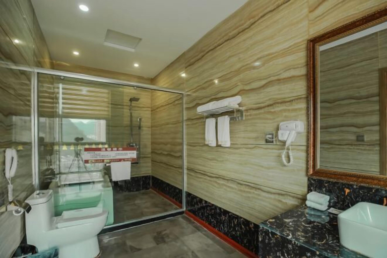 Bathroom 3, Jinhai International Hotel, Liupanshui