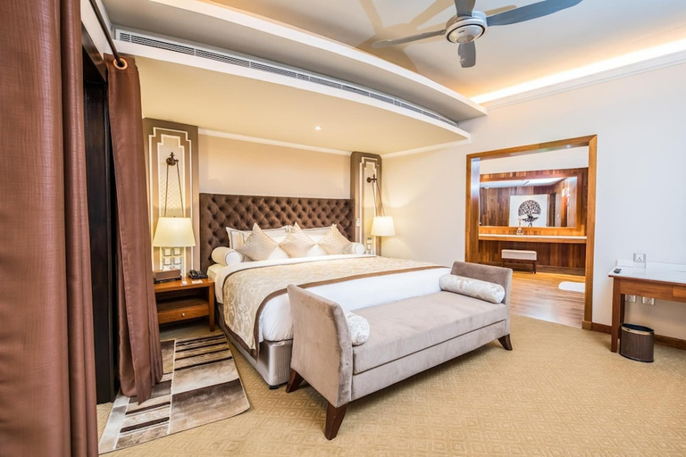 Bedroom 3, Earl's Regent Hotel Kandy, K.F.G. & G. Korale