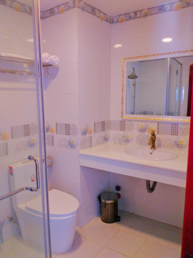 Bathroom 6