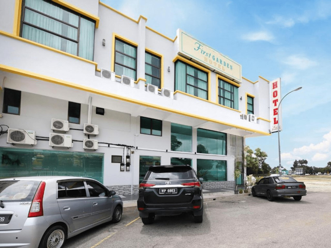 Exterior & Views 2, First Garden Hotel, Kuantan