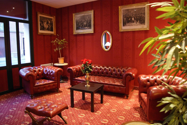 Others 4, Hotel Bonaparte, Seine-Maritime