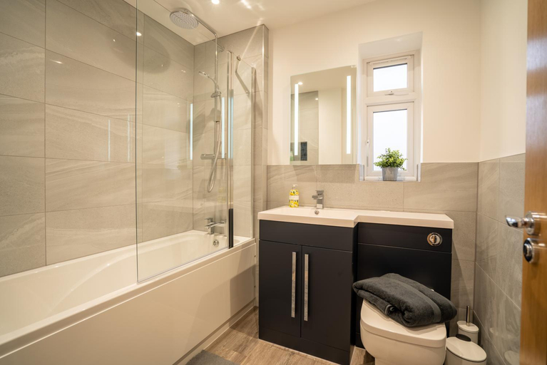 Bathroom 3, Mill Road Apartment First Floor, West Sussex