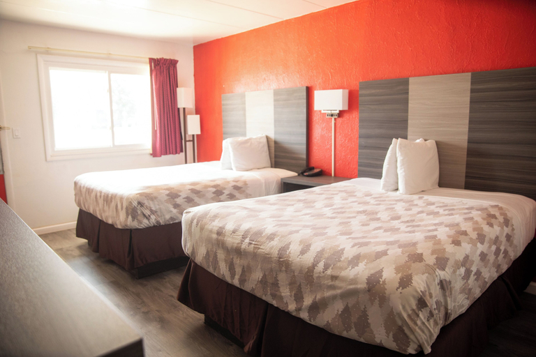 Bedroom 4, Americas Best Value Inn Vandalia, Fayette