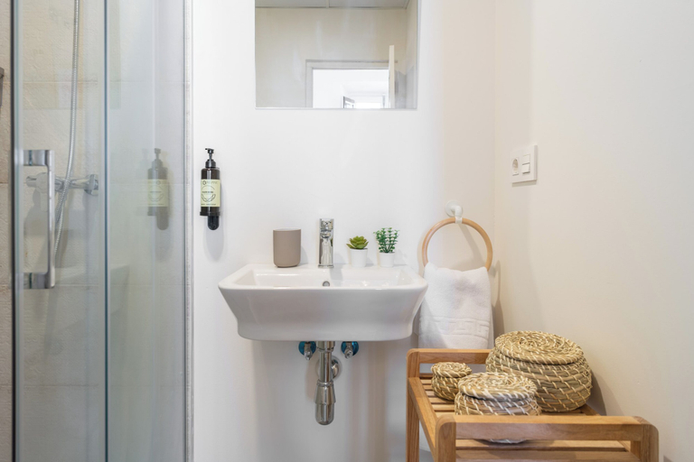 Bathroom 4, Apartamentos Luna Suites Palacio Dorita, Granada