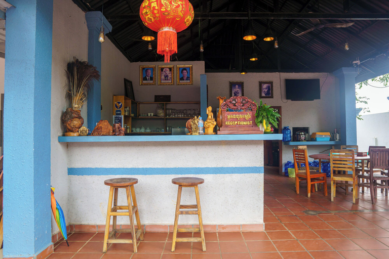 Food & Drinks, New Dragon Inn Guest House, Kaeb
