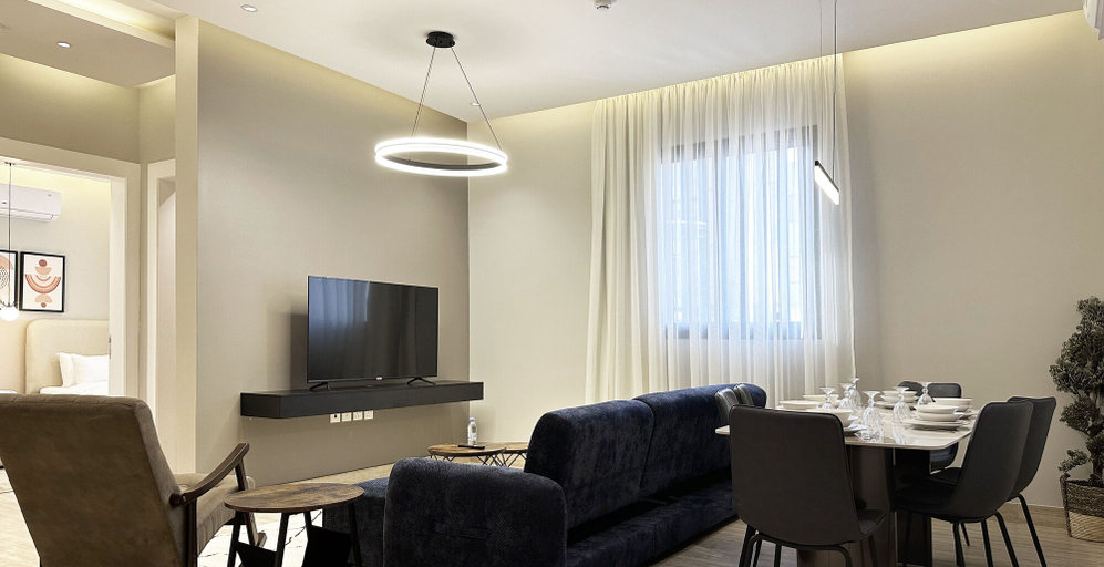 Others 4, Kease Malqa B5-1 Royal Touch GX94, Riyadh