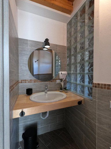 Others 5, Green Guest House, Oristano