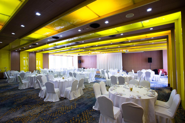 Business Facilities 22