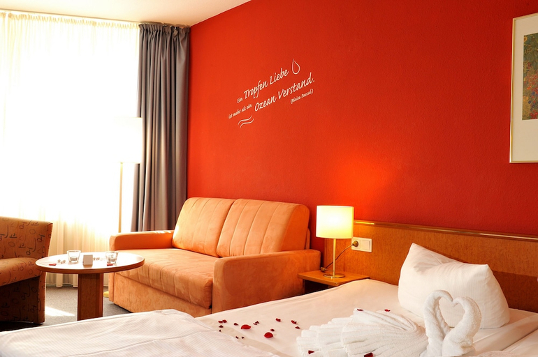 Bedroom 4, Limburgerhof Hotel & Residenz, Rhein-Pfalz-Kreis