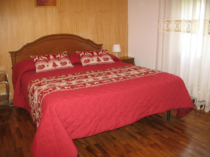 Others 2, B&B GLI SCOIATTOLI, L'Aquila