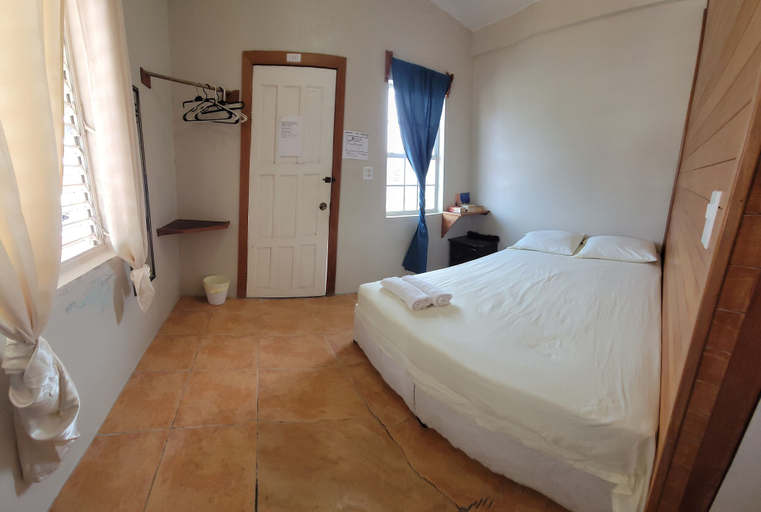Bedroom 2, Belize Sea Reef Inn