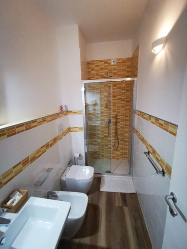 Bathroom 3, B&B Villa Mariotta, Cosenza