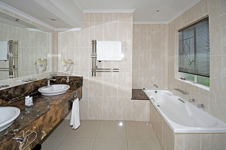 Bathroom 5, Orchids Lodge, City of Johannesburg