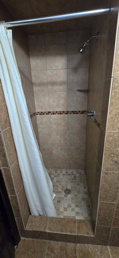 Bathroom 6