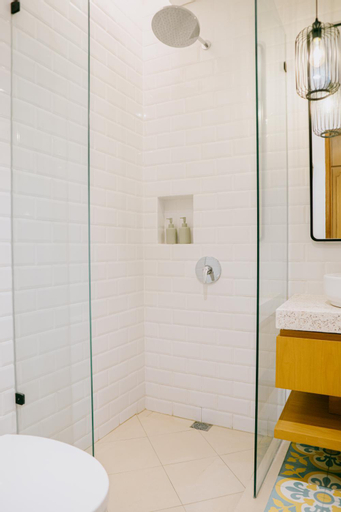 Bathroom 7