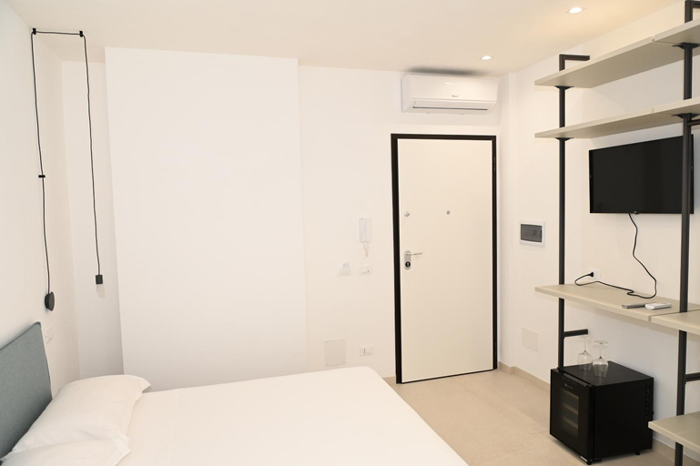 Bedroom 2, Lebum Apartments & Suites, Trapani