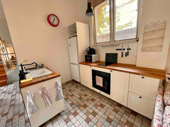4, Knezits Spacious AC Terrace Free Parking, Budapesti