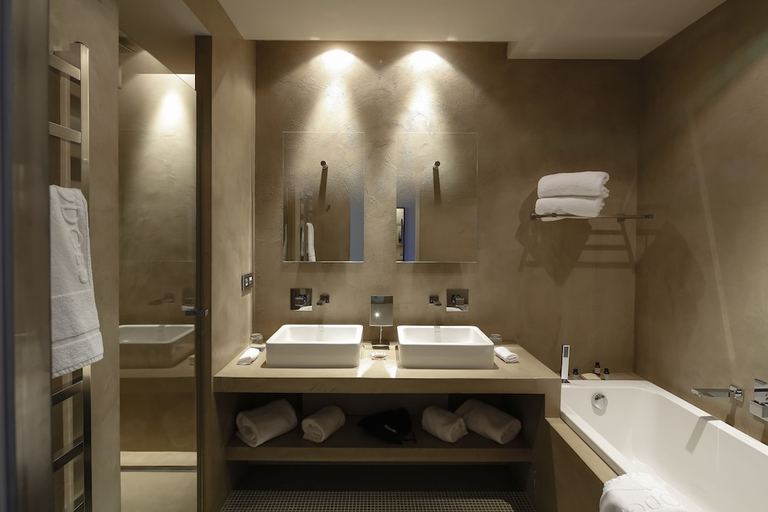 Bathroom 5, Les Lodges Sainte Victoire Hotel & Spa, Bouches-du-Rhône