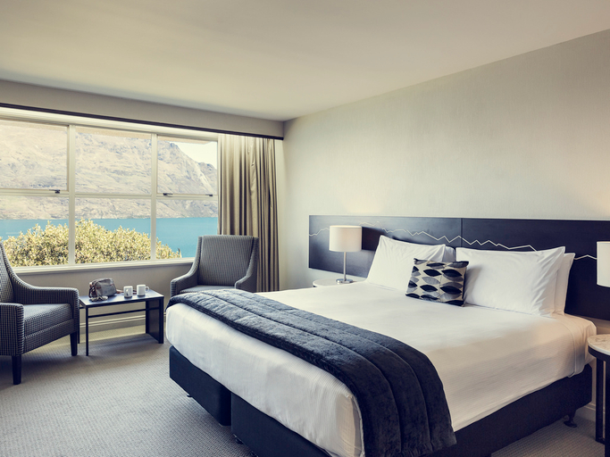 Bedroom 4, Mercure Queenstown Resort, Queenstown-Lakes
