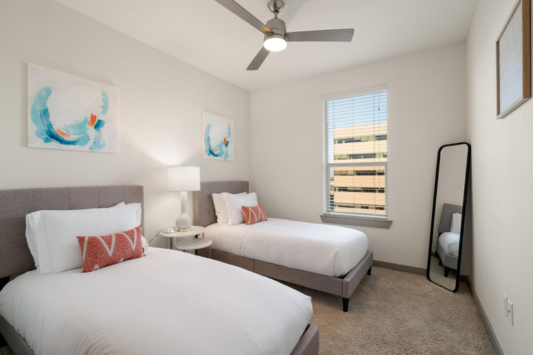 Room 3, Arlington Upscale 2BD 2BA Apartment, Arlington