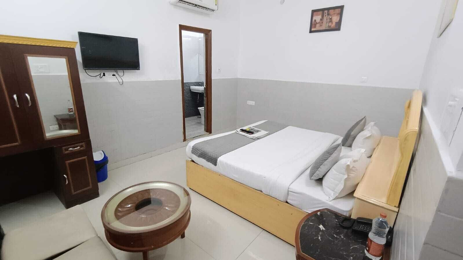 Bedroom 2, HOTEL LECSTON INN BY THE PREMIUM VILLA, Delhi