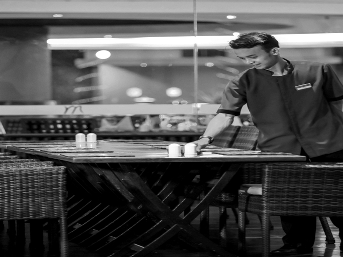 Food & Drinks 20