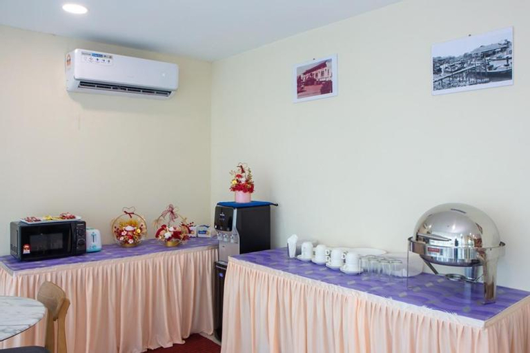 Food & Drinks, Southern Tip Hotel, Pontian