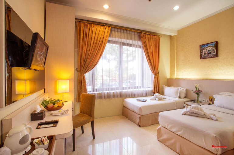 Bedroom 12