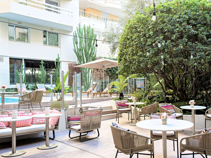 Food & Drinks 4, Croisette Beach Hotel Cannes - MGallery Collection, Alpes-Maritimes