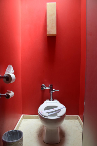 Bathroom 3, Plutarco Suites, Mexico City