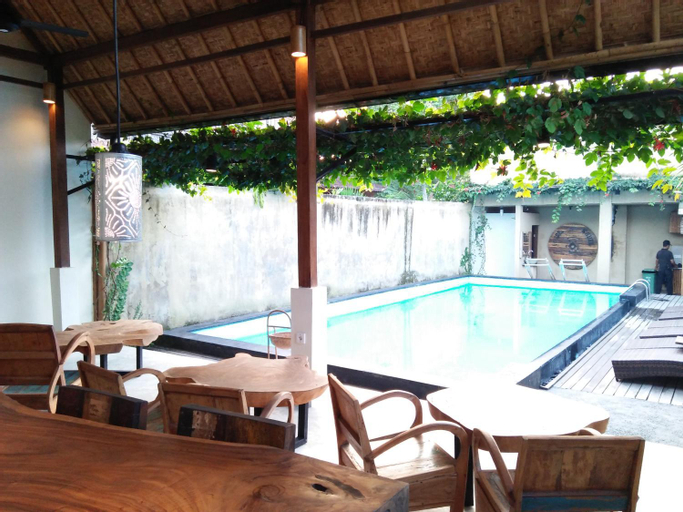 Swimming Pool 6