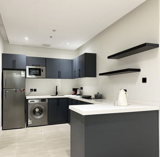 Others 5, Kease Malqa D-1 Royal Touch AX37, Riyadh
