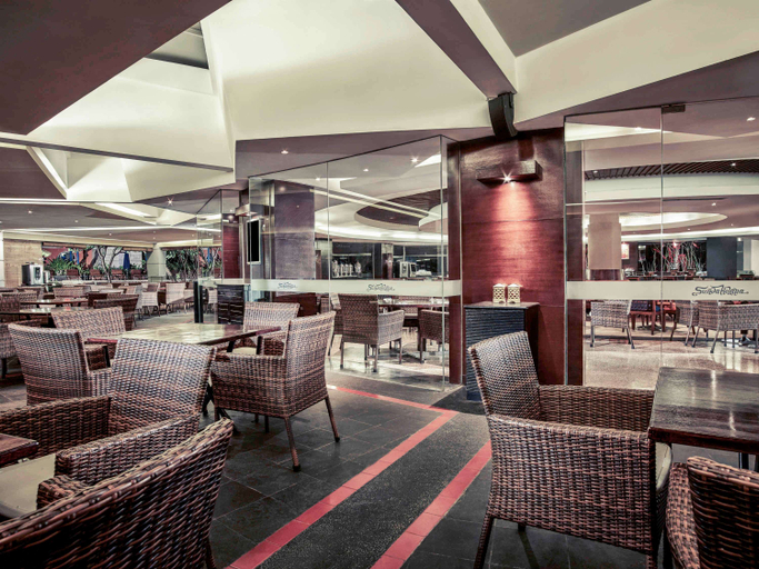 Food & Drinks 4, Mercure Convention Center Ancol, North Jakarta