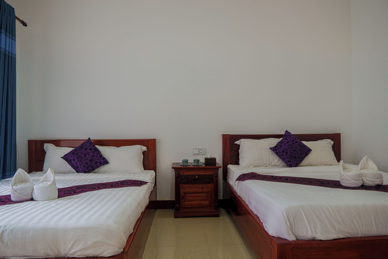 Bedroom 4, New Dragon Inn Guest House, Kaeb