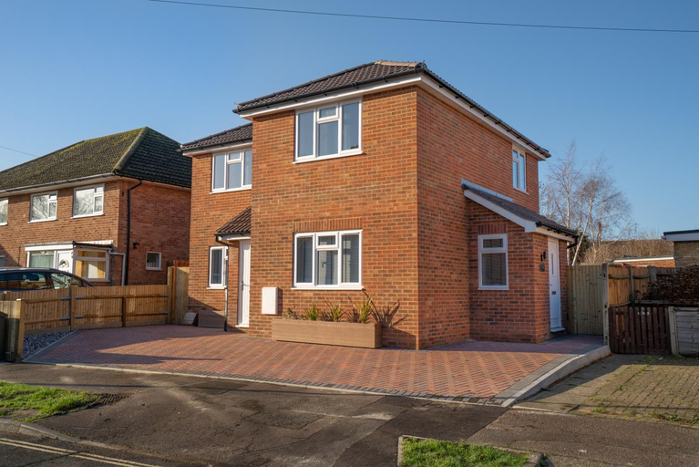 Others 5, Mill Road Apartment First Floor, West Sussex